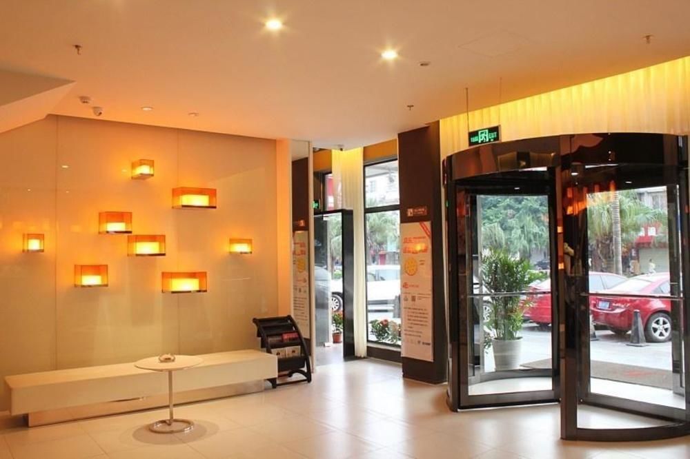 Jinjiang Inn Liuzhou Bubugao Square North Station מראה חיצוני תמונה