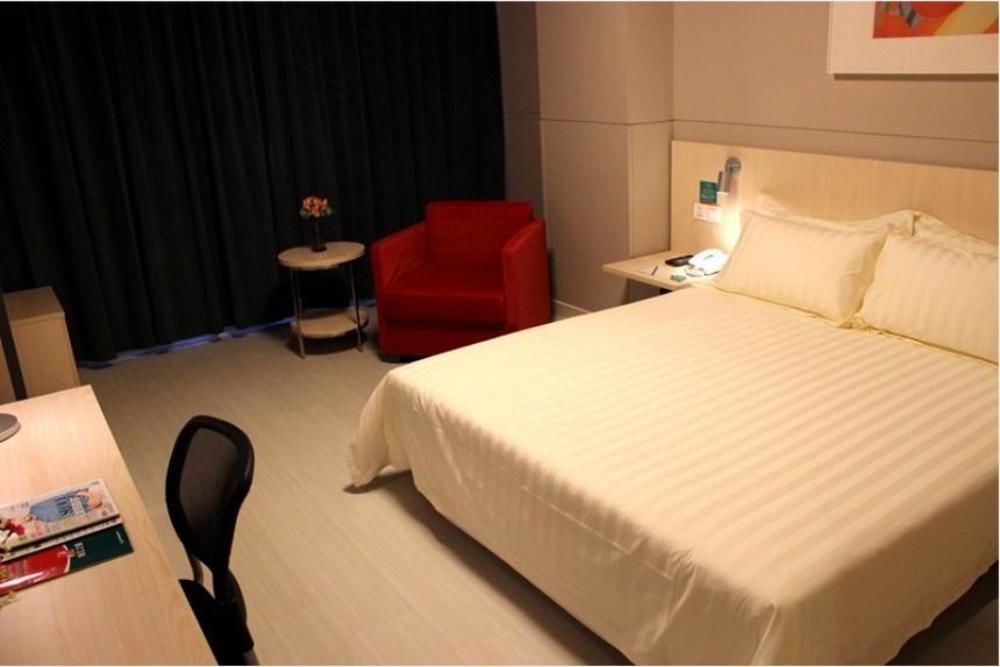 Jinjiang Inn Liuzhou Bubugao Square North Station מראה חיצוני תמונה