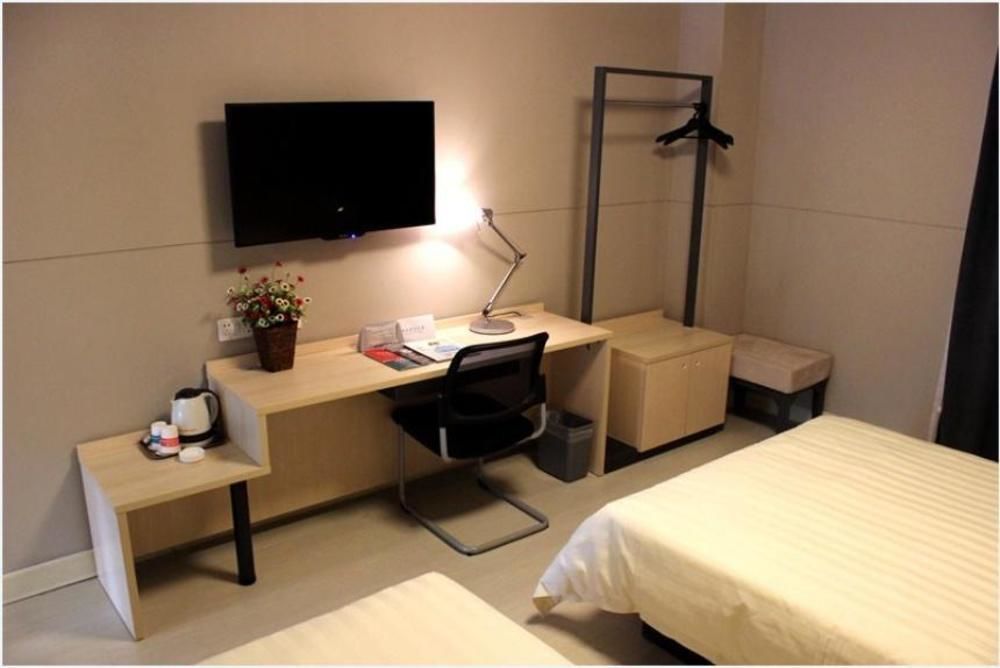 Jinjiang Inn Liuzhou Bubugao Square North Station מראה חיצוני תמונה
